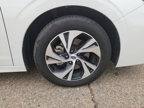 Used 2025 Subaru Legacy Premium AWD/4WD image 20