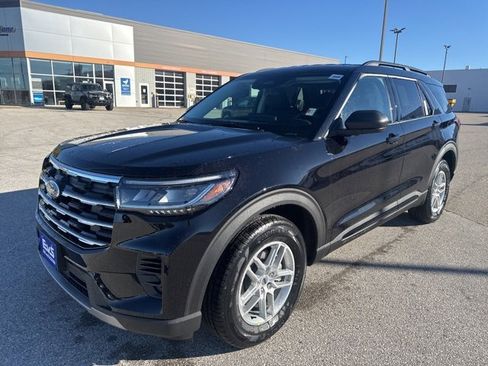 New 2026 Ford Explorer Active image 7
