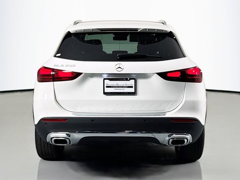 New 2026 Mercedes-Benz GLA 250 image 3