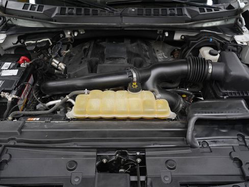 Used 2019 Ford F150 Platinum image 28