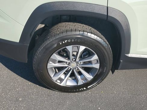 Certified 2026 Chevrolet Equinox LT w/ Convenience Package II FWD image 5