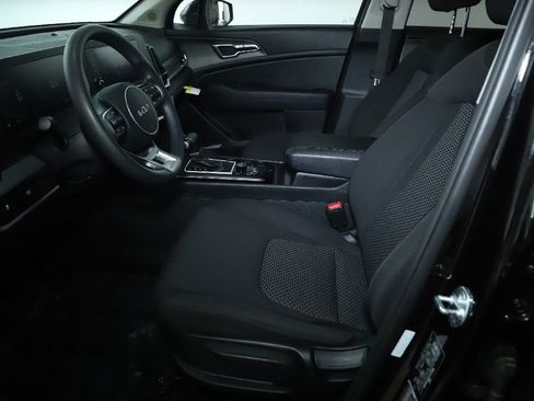 Used 2025 Kia Sportage LX AWD/4WD image 18