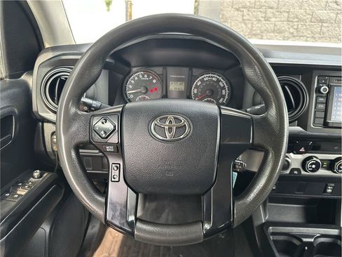 Used 2016 Toyota Tacoma SR w/ SR Convenience Package AWD/4WD image 18