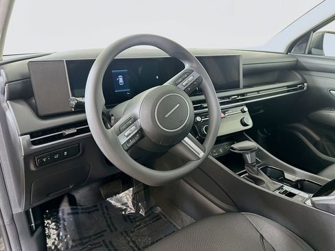 New 2026 Hyundai Tucson SEL image 9