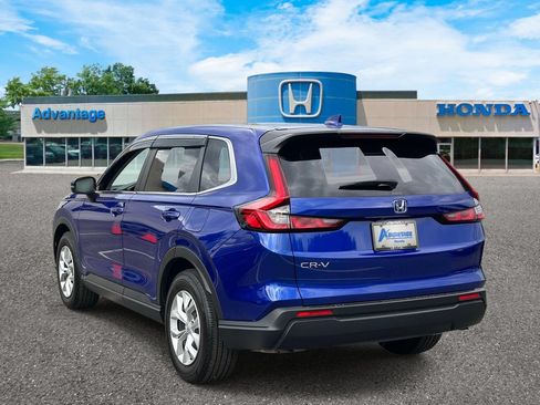 Certified 2025 Honda CR-V LX image 5