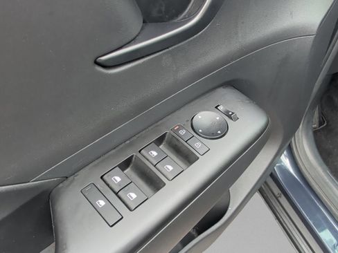 Used 2025 Hyundai Kona SEL FWD image 16