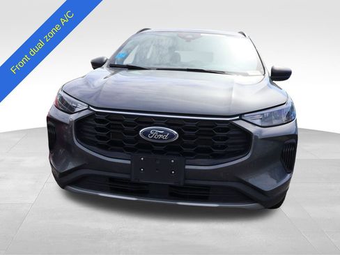 Used 2025 Ford Escape ST-Line AWD/4WD image 4