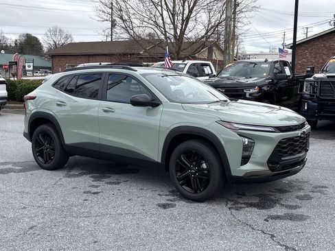 New 2026 Chevrolet Trax ACTIV w/ Driver Confidence Package image 2