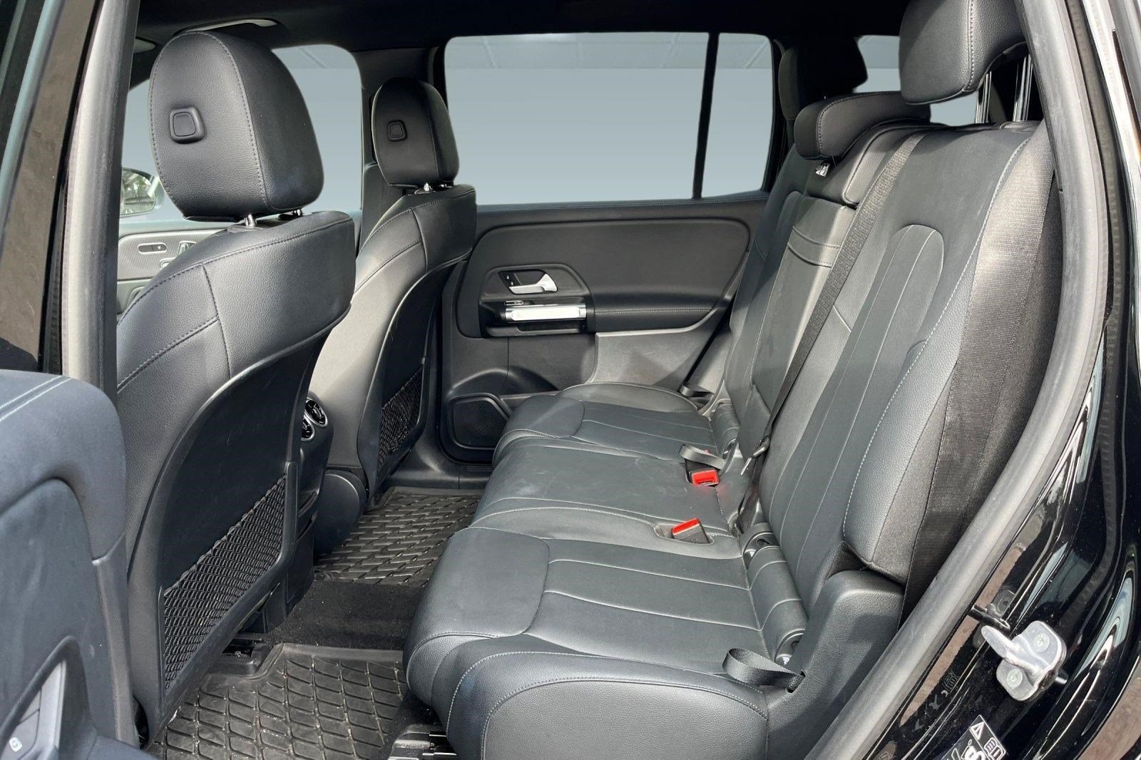 Certified 2023 Mercedes-Benz EQB 300 4MATIC image 9