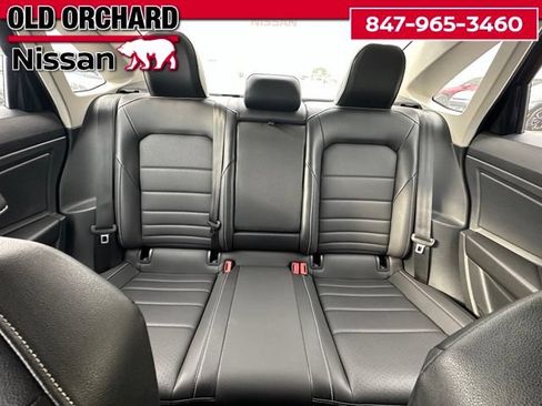 Used 2024 Volkswagen Jetta SE FWD image 12
