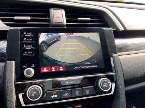 Used 2019 Honda Civic Sport image 21