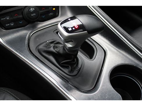 Used 2015 Dodge Challenger SXT Plus image 37