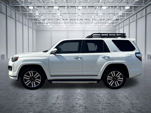 Used 2022 Toyota 4Runner Limited image 4