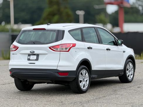 Used 2016 Ford Escape S FWD image 9