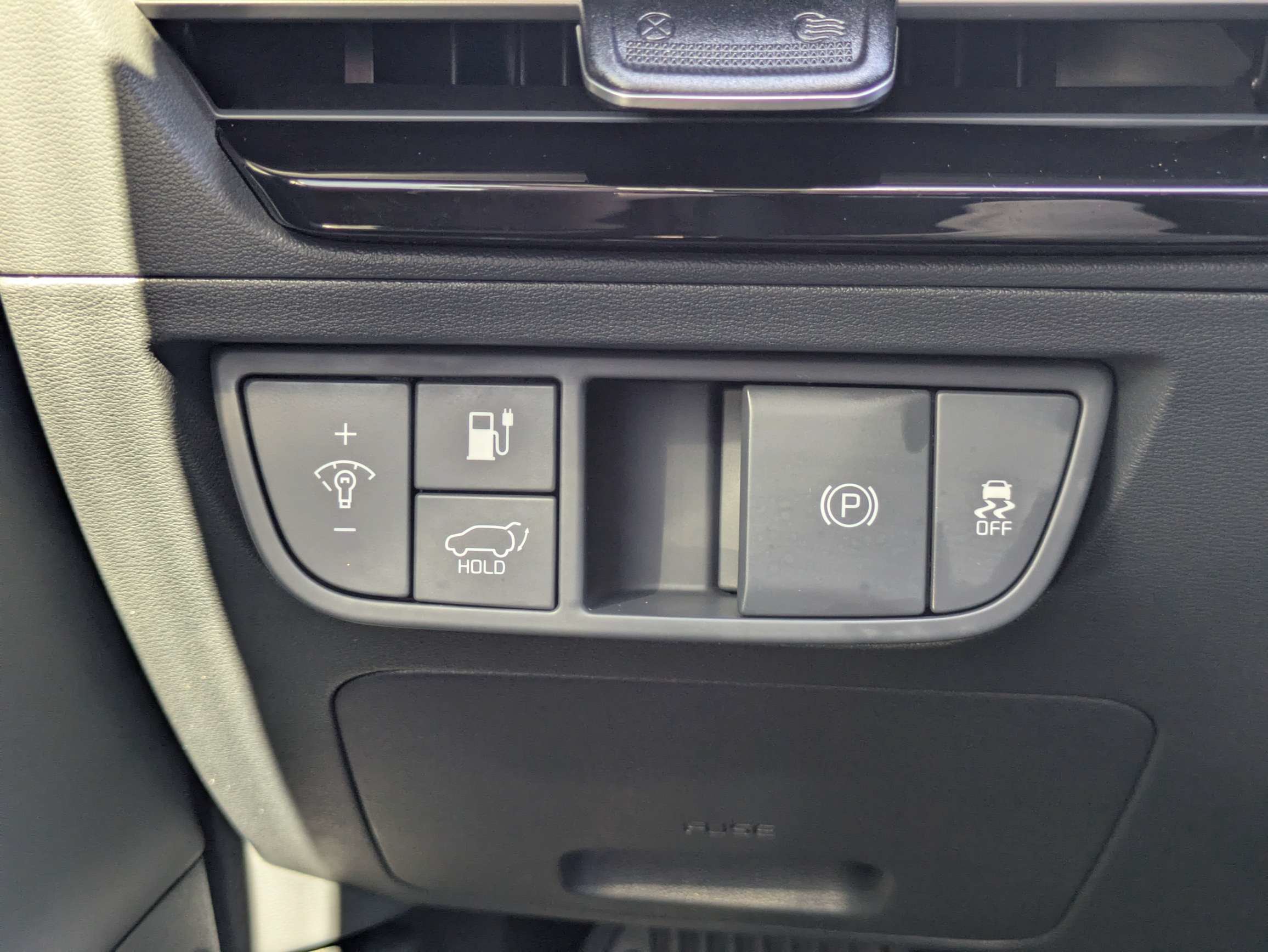 Certified 2022 Kia EV6 Wind RWD image 36
