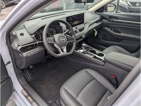 New 2025 Nissan Altima 2.5 SR w/ SR Premium Package image 14