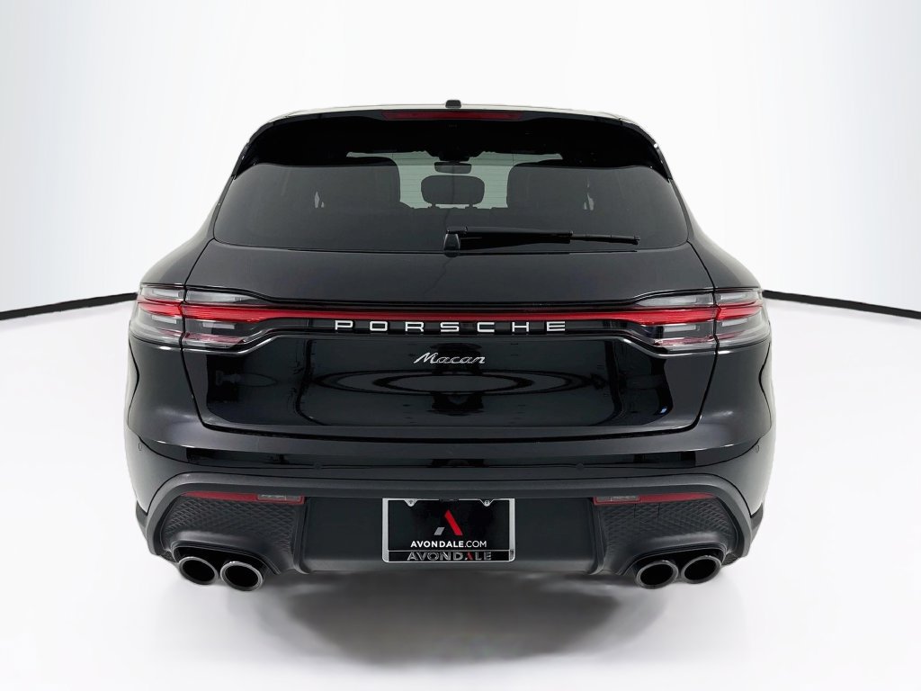 Certified 2026 Porsche Macan AWD/4WD image 10