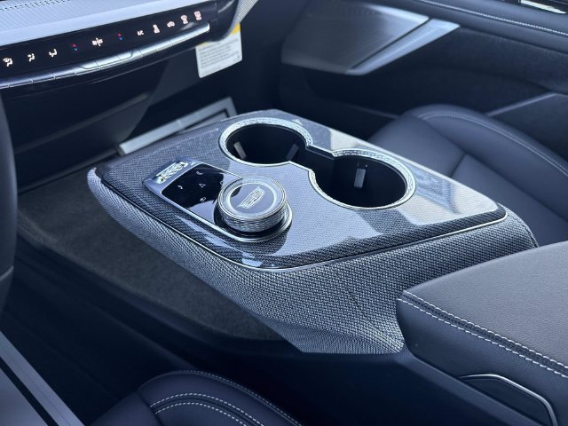 Certified 2025 Cadillac Optiq Luxury 1 AWD/4WD image 45
