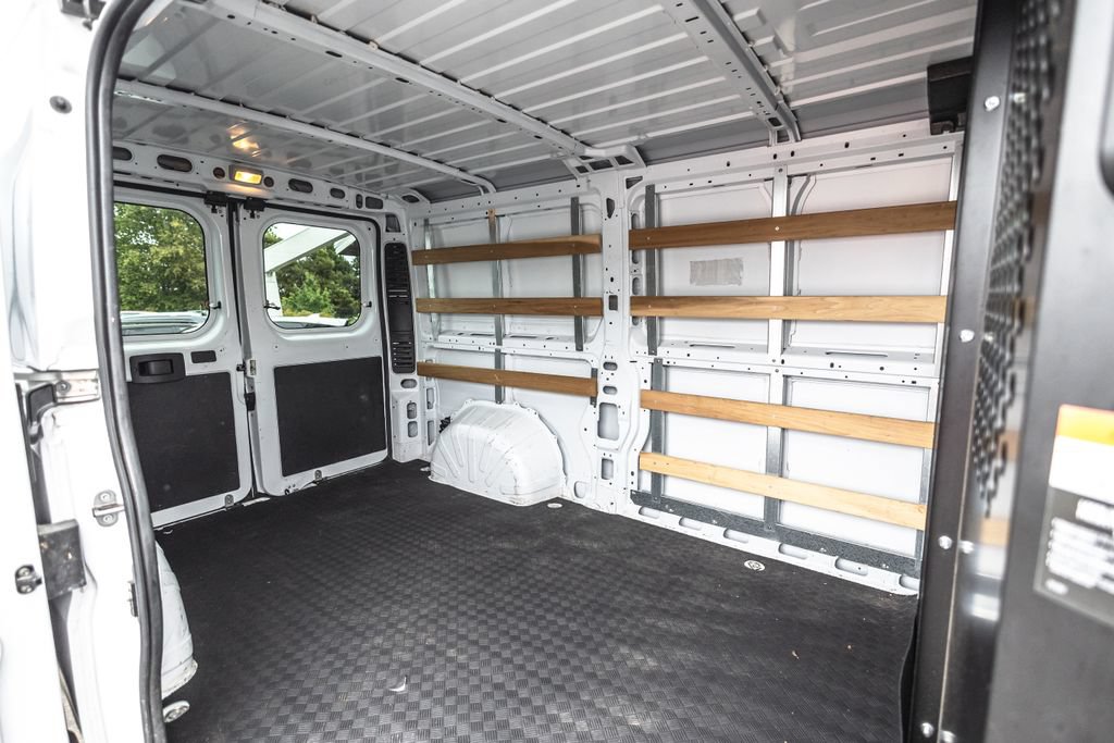 Used 2025 RAM ProMaster 2500 w/ U-Haul Equipment Group FWD image 22