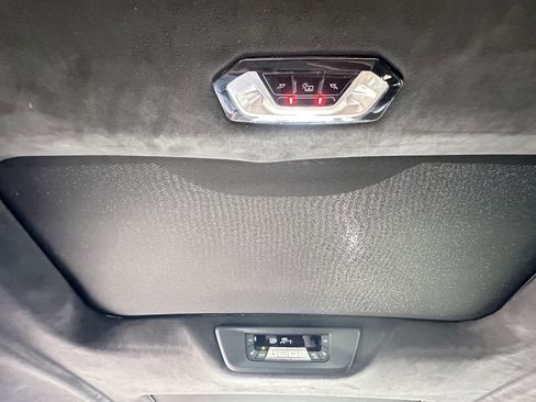 Used 2023 BMW X7 M60i w/ Executive Package image 50