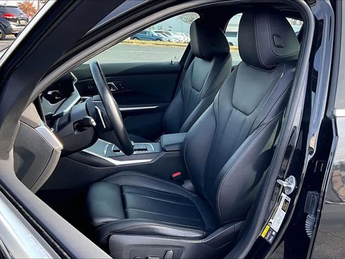 Used 2024 BMW 330e w/ Convenience Package image 8