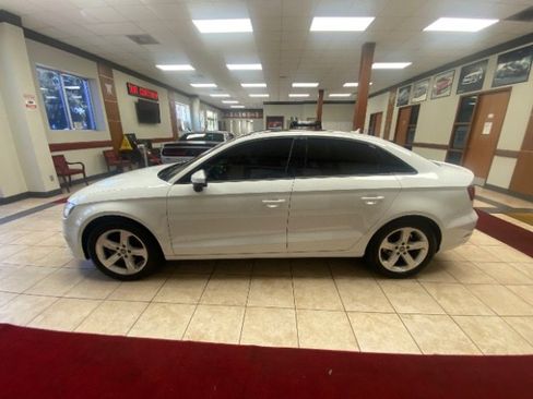 Used 2017 Audi A3 2.0T Premium image 2