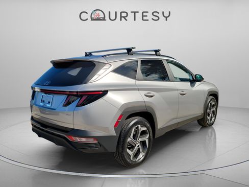 Used 2022 Hyundai Tucson SEL w/ Convenience + Premium Package image 3