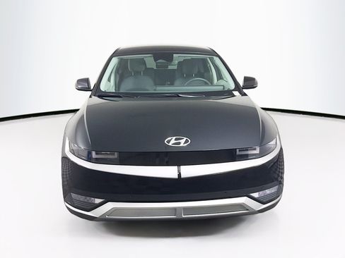 Used 2024 Hyundai Ioniq 5 SEL RWD image 2