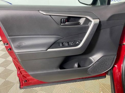 Certified 2023 Toyota RAV4 LE image 20