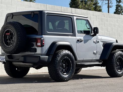 Used 2019 Jeep Wrangler Sport AWD/4WD image 7