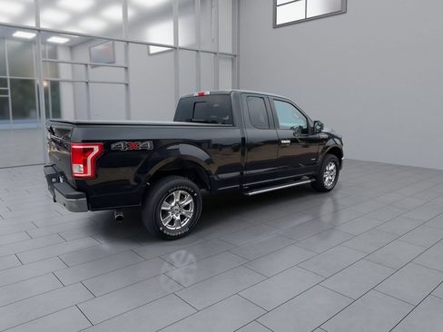 Used 2015 Ford F150 XLT w/ Equipment Group 302A Luxury AWD/4WD image 8
