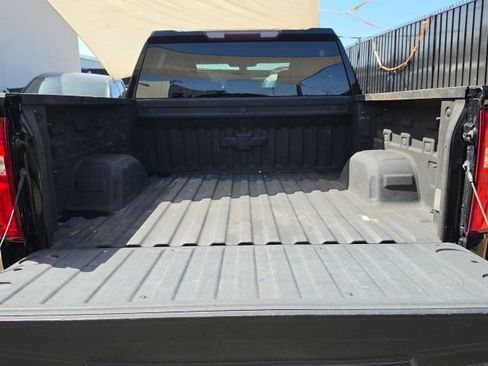 Used 2020 Chevrolet Silverado 1500 Custom w/ Custom Value Package RWD image 7