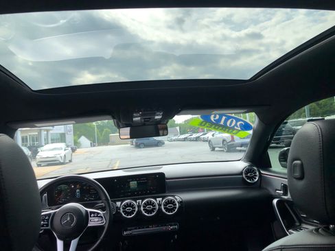 Used 2019 Mercedes-Benz A 220 image 31