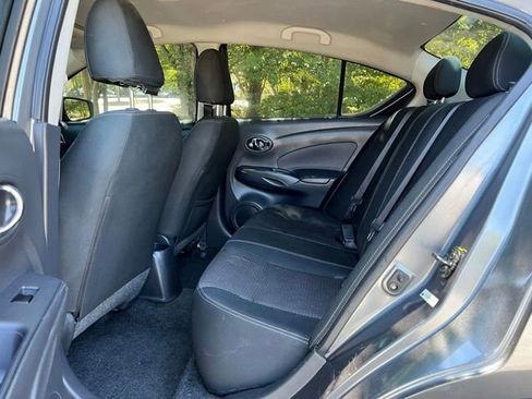 Used 2019 Nissan Versa SV FWD image 16