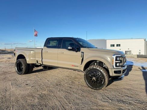 New 2026 Ford F450 XLT w/ XLT Premium Package image 25