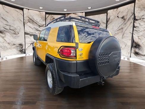 Used 2007 Toyota FJ Cruiser 4WD image 7