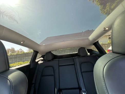Used 2023 Tesla Model Y Performance AWD/4WD image 14