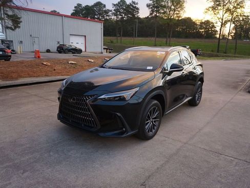 Used 2024 Lexus NX 250 FWD w/ Towing Package (2000 Lbs) image 25