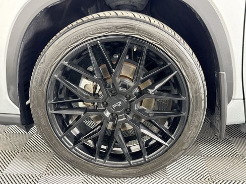 Used 2022 Toyota Highlander Platinum image 37