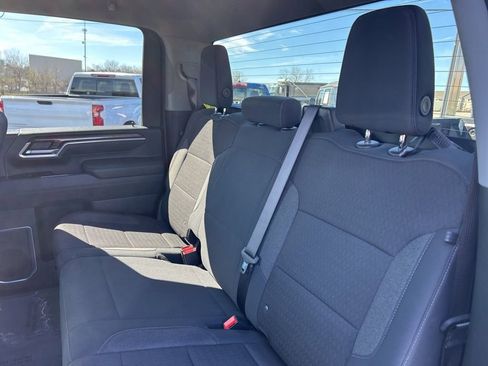 Used 2025 Chevrolet Silverado 2500 LT w/ Convenience Package image 40