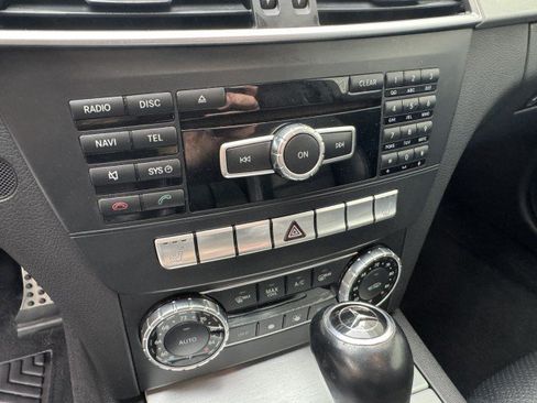 Used 2014 Mercedes-Benz C 250 Coupe image 28