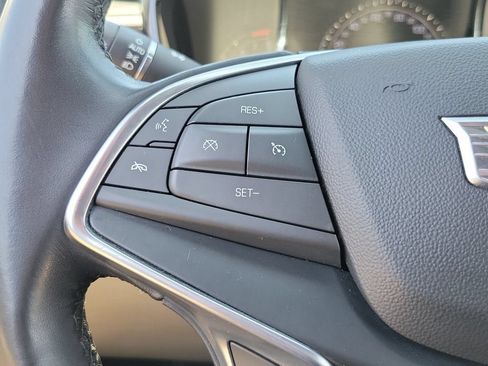 Used 2018 Cadillac XT5 FWD image 26