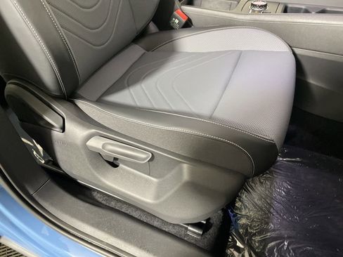 New 2026 Volkswagen Tiguan SE image 24