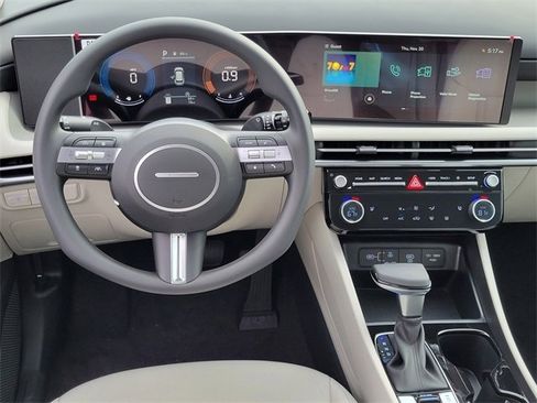 New 2026 Hyundai Tucson SEL image 4