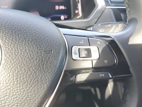 Used 2020 Volkswagen Tiguan SEL FWD image 22