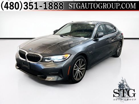Used 2022 BMW 330e w/ Convenience Package RWD image 1