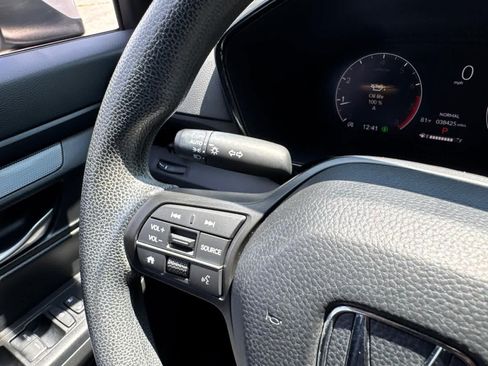 Used 2024 Honda CR-V LX image 19