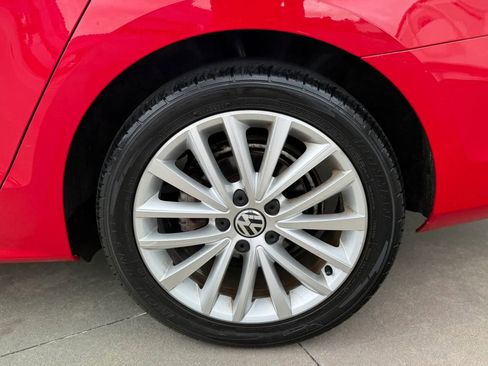 Used 2015 Volkswagen Jetta SE FWD image 13