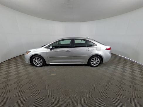 Used 2024 Toyota Corolla LE FWD image 13