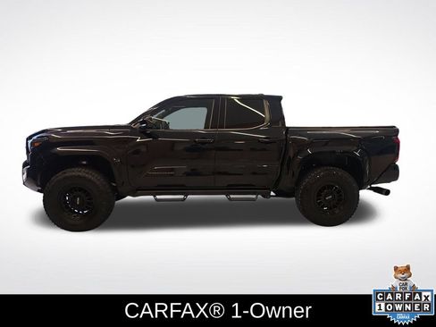 Used 2025 Toyota Tacoma SR5 AWD/4WD image 2
